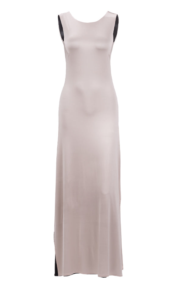 front joy maxi dress by Chambres Sweden